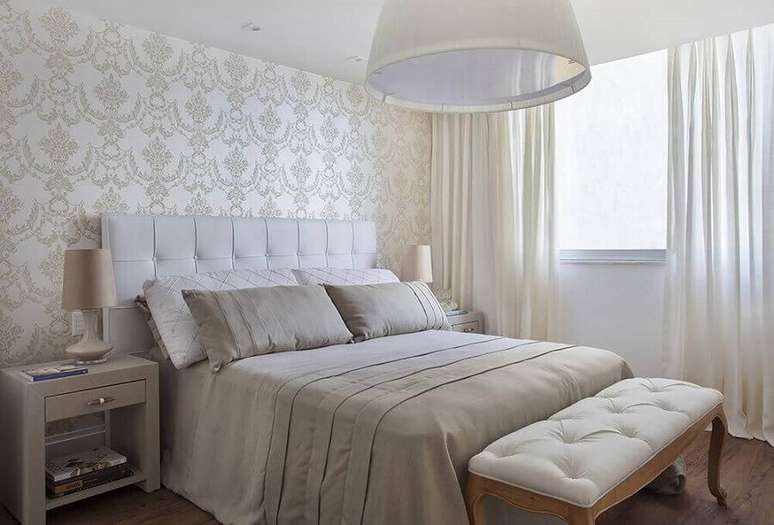 47. Papel de parede para quarto de casal todo branco – Foto: Sthel Fontenelle Arquitetura