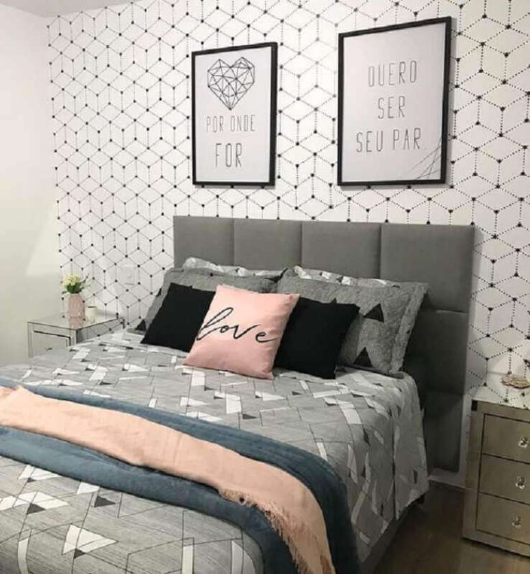 67. Decoração simples com papel de parede para quarto tumblr – Foto: Pinterest