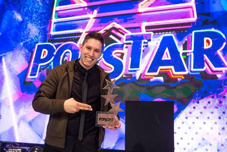 Jakson Follmann, sobrevivente do voo da Chapecoense, vence o 'Popstar' 2019