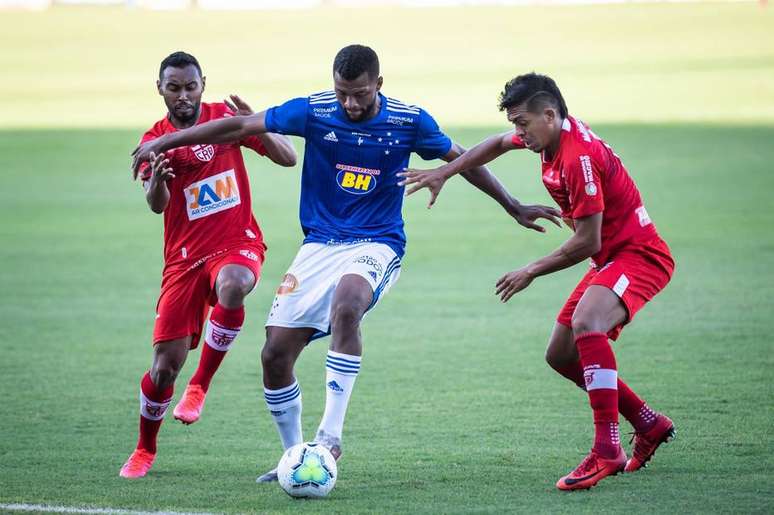 Cruzeiro foi eliminado da Copa do Brasil nessa quarta (26) pelo CRB - 1 a 1, em Maceió