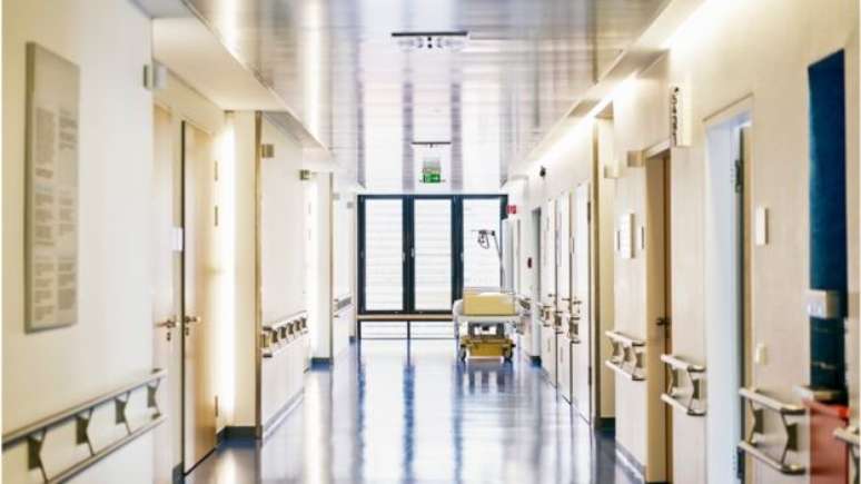 Trump prometeu revogar o 'Obamacare', mas conseguiu alterar apenas algumas partes do programa