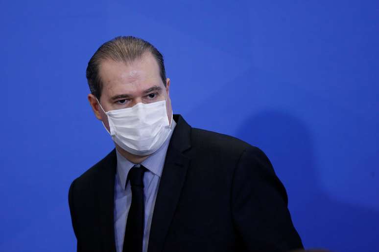 President of Brazil's Supreme Federal Court Dias Toffoli wearing a protective mask attends an inauguration ceremony of the new Communications Minister Fabio Faria (not pictured) at the Planalto Palace, in Brasilia, Brazil June 17, 2020. REUTERS/Adriano Machado