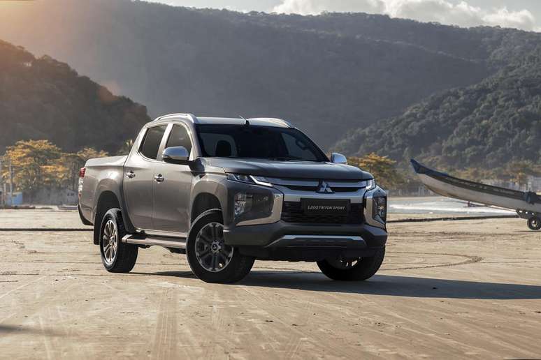 Mitsubishi L200 Triton Sport: facelift na linha 2021 e visual mais arrojado.