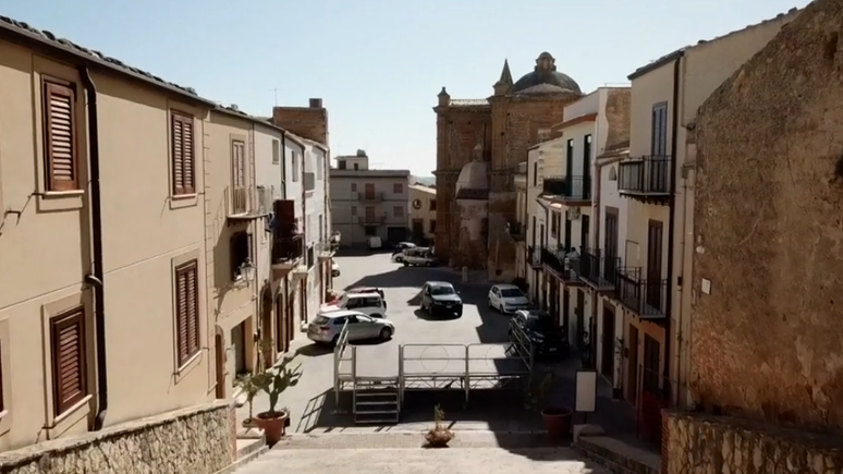 Para atrair moradores, cidade da Sicília passou a vender casas antigas e abandonadas por 1 euro