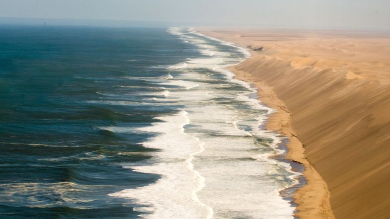 Com 81 mil quil&ocirc;metros quadrados, o deserto da Nam&iacute;bia est&aacute; localizado ao longo da costa do Atl&acirc;ntico