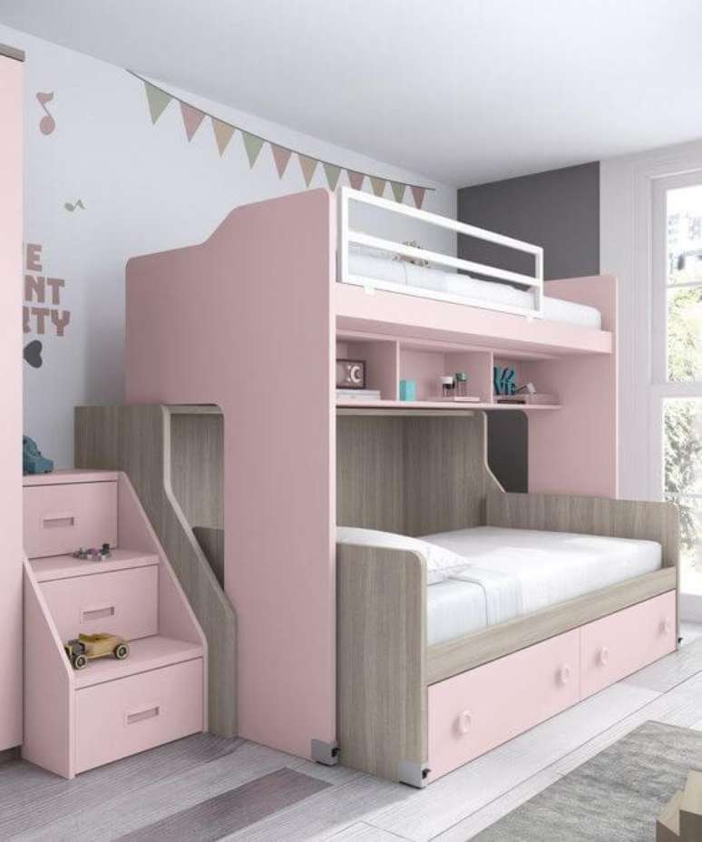 58. Beliche planejada com escada de gavetas &ndash; Via: Toca Madera