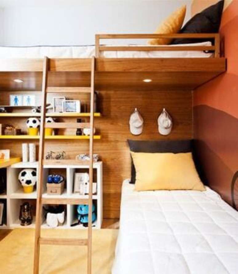 60. Quarto pequeno com beliche planejada &ndash; Via: Simples Decora&ccedil;&atilde;o