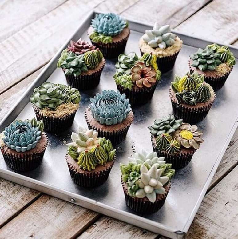 32. Mini terrário de suculentas feito de açúcar. Fonte: Pinterest