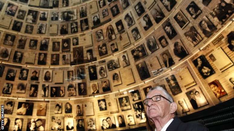 O filho de Bartali, Andrea, visitou o museu Yad Vashem Holocaust Memorial em Jerusalém em 2013, onde o pai dele foi reconhecido como Justo entre as Nações