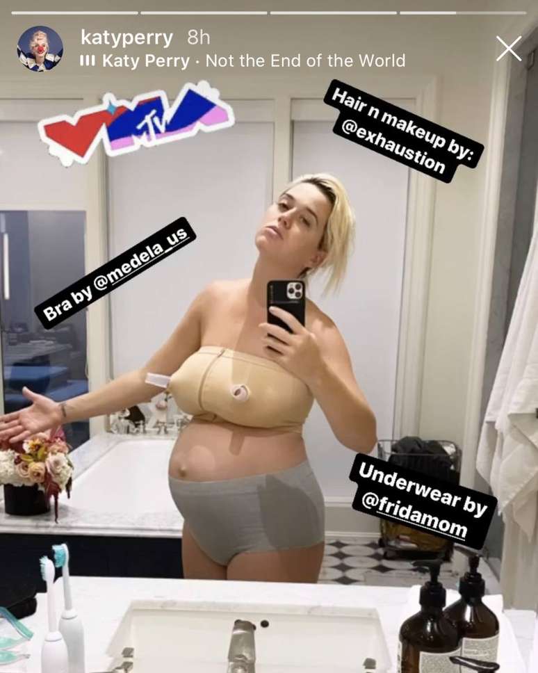 Katy Perry mostra corpo ap&oacute;s nascimento da filha