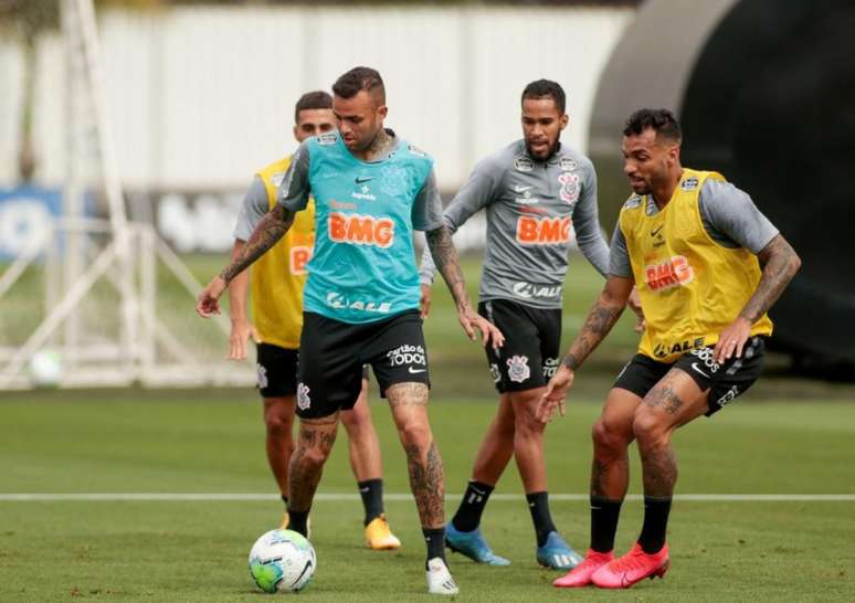 Corinthians se reapresentou nesta segunda-feira no CT Dr. Joaquim Grava (Foto: Rodrigo Coca/Ag. Corinthians)