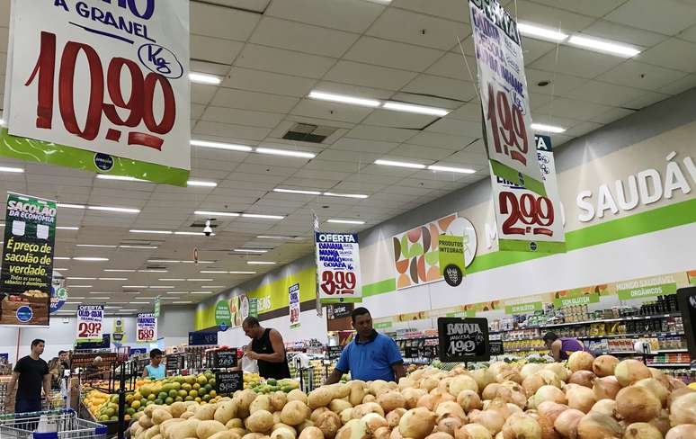 Supermercado no Rio de Janeiro. REUTERS/Sergio Moraes