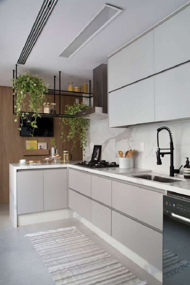58. Cozinha sob medida de canto com decoração moderna – Foto: Casa de Valentina