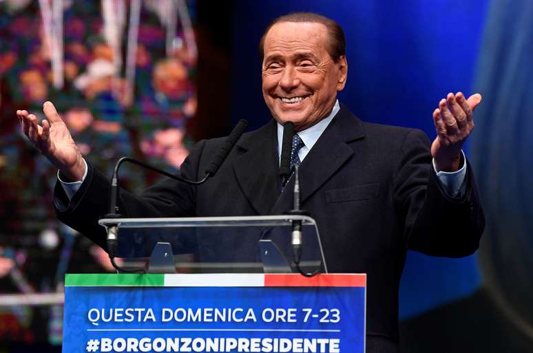 Ex-primeiro-ministro da Itália e magnata da mídia Silvio Berlusconi em Ravenna
24/01/2020 REUTERS/Flavio Lo Scalzo