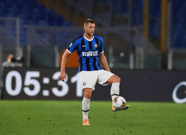 Skriniar em ação pela Inter de Milão (Foto: Divulgação / Site oficial da Inter de Milão)