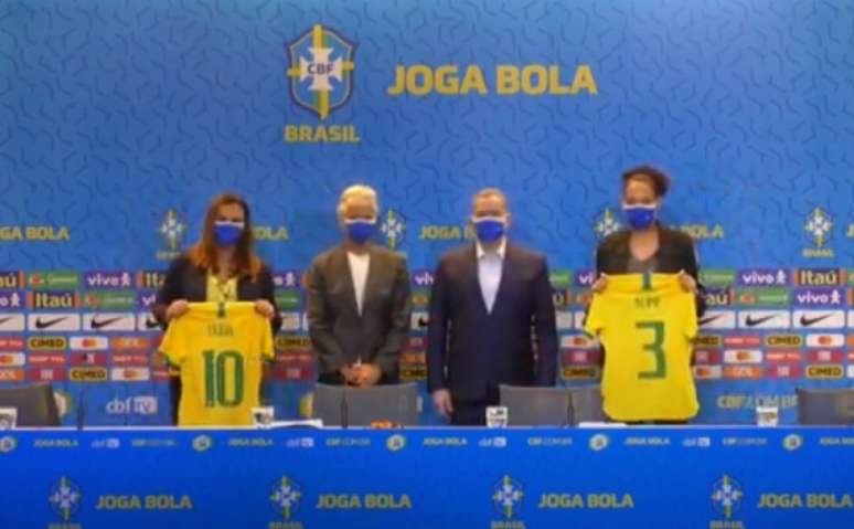 Duda Luizelli, Pia Sundhage, Rogério Caboclo e Aline Pellegrino (Foto: Reprodução/CBF TV)