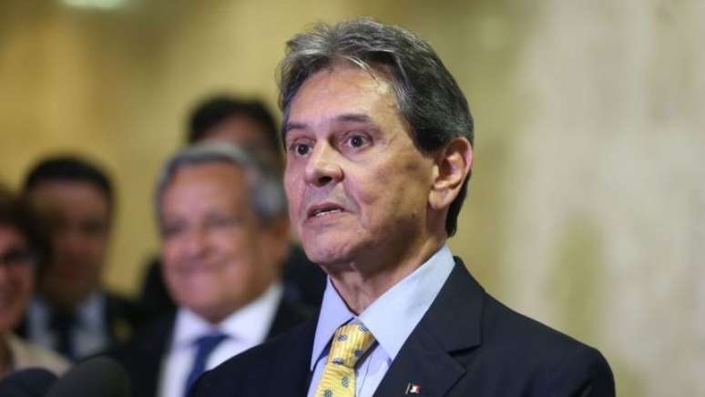 Roberto Jefferson terá que pagar R$10 mil em indenização por danos morais ao ministro Alexandre de Moraes, do Supremo Tribunal Federal, por declarações consideradas ofensivas e falsas.