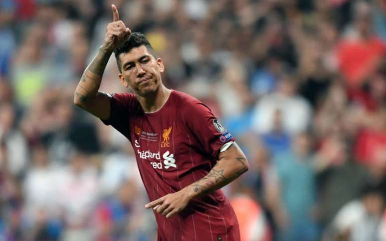 Firmino foi revelado pelo Figueirense (Foto: OZAN KOSE / AFP)