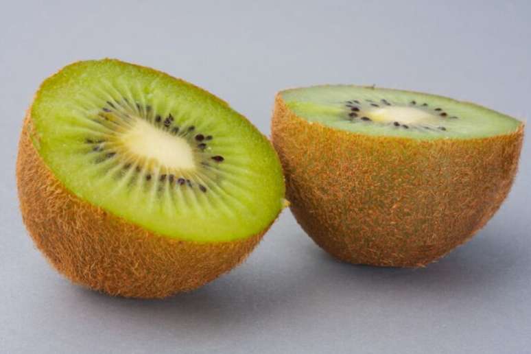 Guia da Cozinha - 9 receitas com kiwi para provar e se apaixonar pela fruta