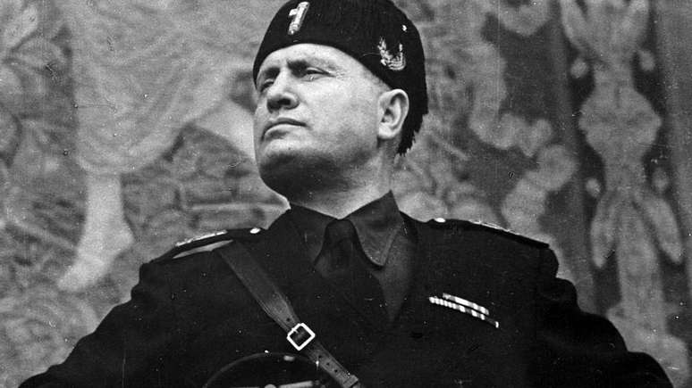 Montessori colaborou com Mussolini porque sonhava em implantar seus métodos em todas as escolas do país.