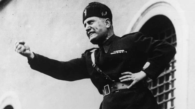 O fundador do fascismo, Benito Mussolini, governou a Itália entre 1922 e 1943.