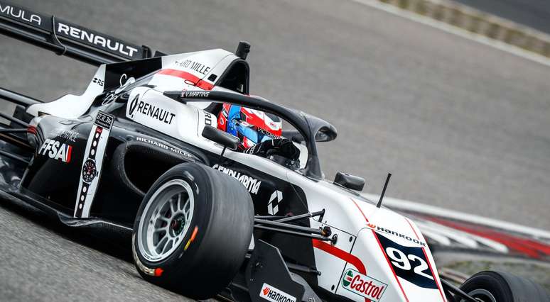 Victor Martins puxou 1-2-3 da ART 