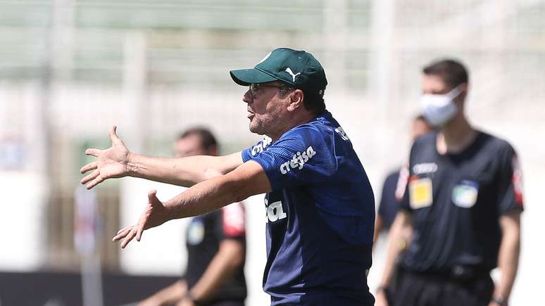 Luxemburgo orienta o time do Palmeiras contra o Red Bull Bragantino