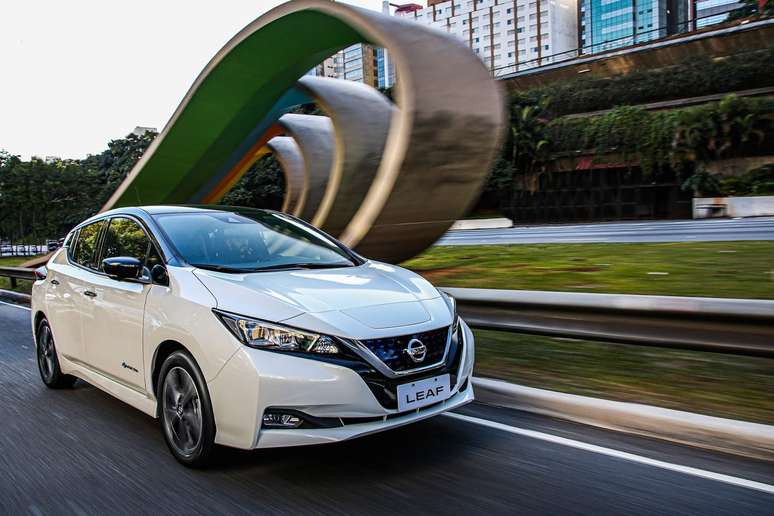 Nissan Leaf: experiência bem sucedida no Reino Unido deu impulso ao acordo.