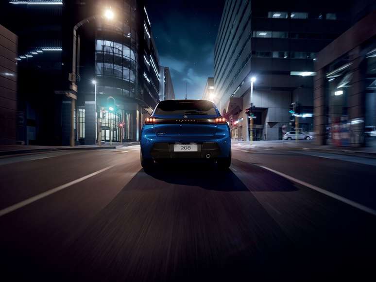 No Brasil, novo Peugeot 208 come&ccedil;a a ser vendido apenas com motor 1.6 aspirado flex.