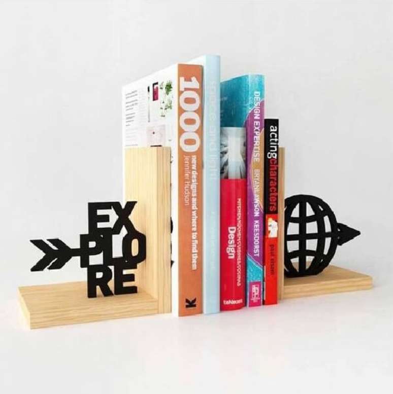 16. Aparador para livros criativos para quem adora explorar novos conhecimentos. Fonte: Viagema