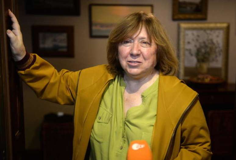 Nobel de Literatura em 2015, Svetlana Alexievich integra comit&ecirc; de oposi&ccedil;&atilde;o em Belarus