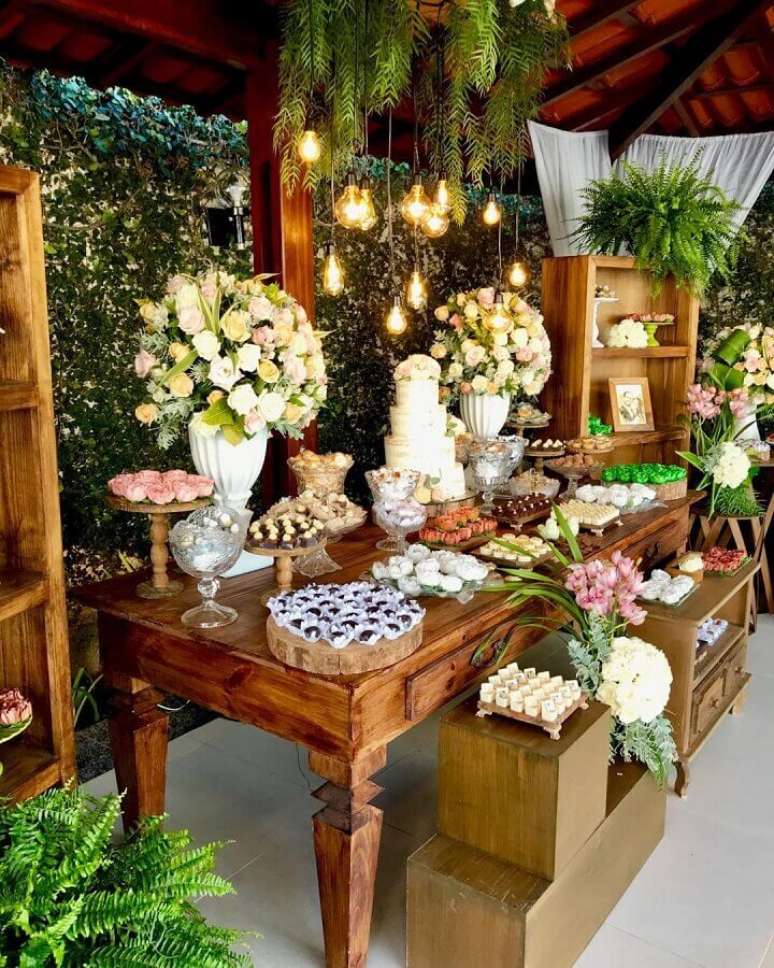 69. Ideia de decora&ccedil;&atilde;o de casamento r&uacute;stico simples &ndash; Foto: La&ccedil;o Perfeito Festas