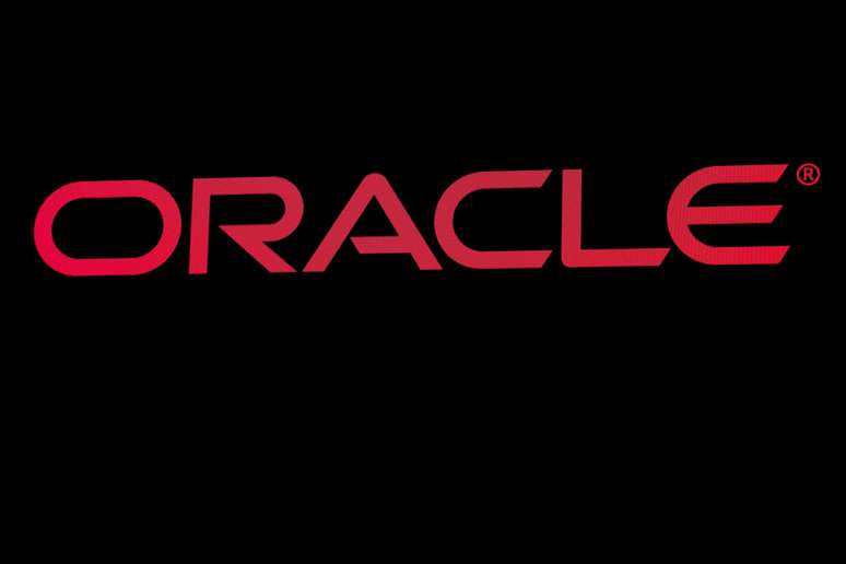 Oracle, em parceria com a empresa de recursos humanos Labora Tech, lança programa para desenvolver competências digitais em profissionais seniores