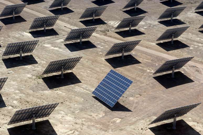 Parque de energia solar em Portugal  REUTERS/Jose Manuel Ribeiro
