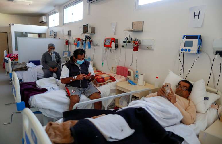 Pacientes em hospital nos arredores de Buenos Aires
21/08/2020
REUTERS/Agustin Marcarian