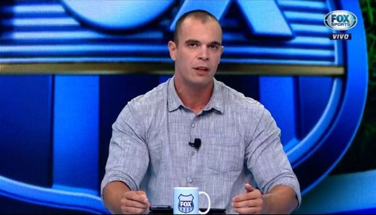 Mano é comentarista esportivo nos canais "Fox Sports" (Foto: Reprodução)