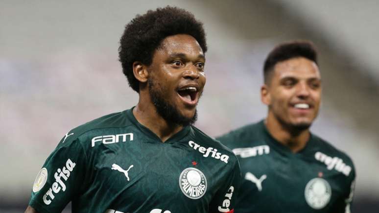 Luiz Adriano foi o autor do gol que abriu o placar para a vitória palmeirense (Foto: Cesar Greco/Palmeiras)