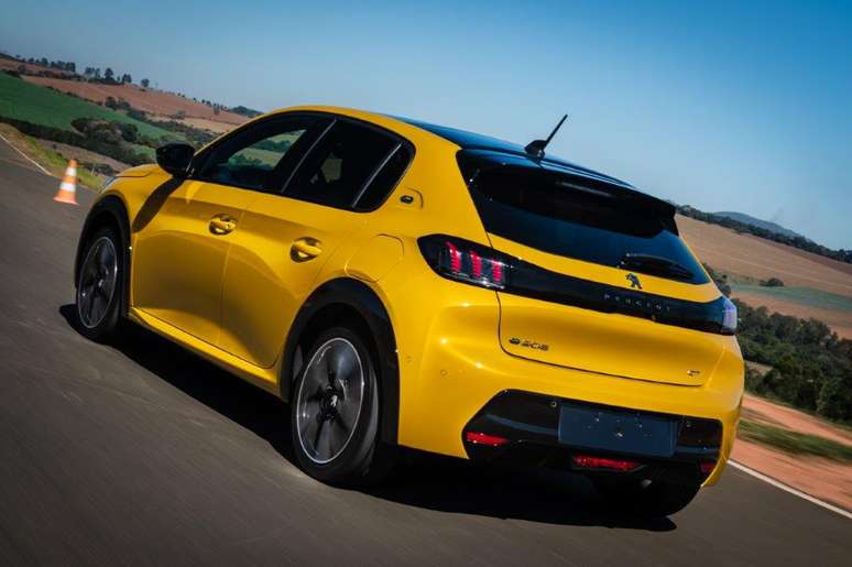 208 e-GT tem pegada esportiva, mas o pre&ccedil;o ainda n&atilde;o foi divulgado.