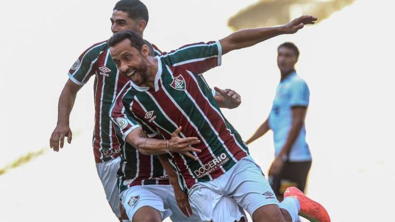Nenê marca duas vezes pelo Fluminense (Foto: LUCAS MERÇON / FLUMINENSE F.C.)