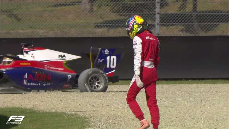 Logan Sargeant abandonou na largada e deu adeus ao t&iacute;tulo 