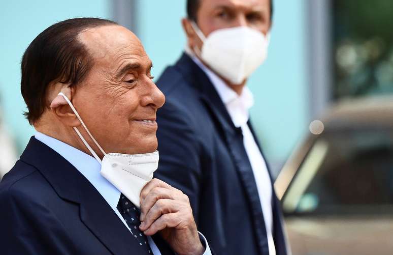 Silvio Berlusconi deixa hospital em Milão
14/09/2020 REUTERS/Flavio Lo Scalzo