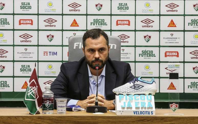 Mário Bittencourt já falou sobre o assunto em entrevista coletiva (Foto: LUCAS MERÇON / FLUMINENSE F.C.)