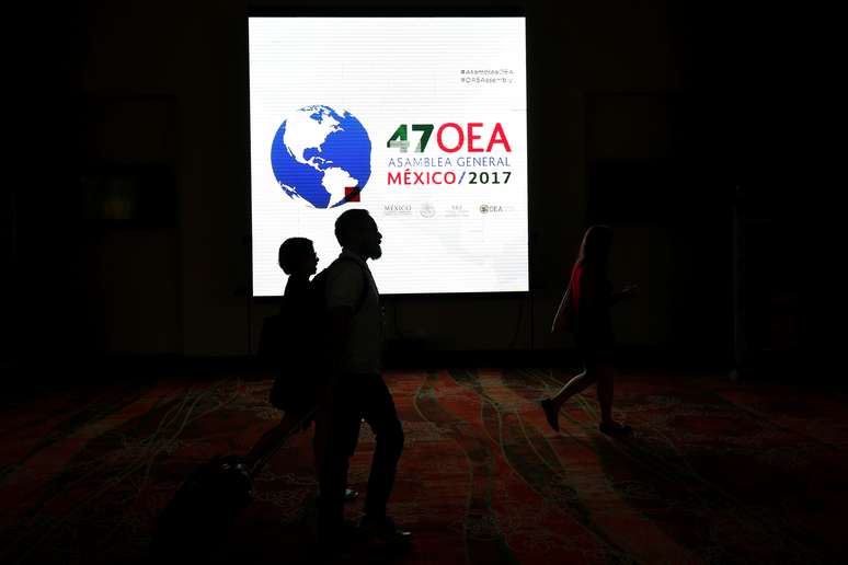 Logo da OEA durante reunião da organização em Cancún
18/06/2017
REUTERS/Carlos Jasso