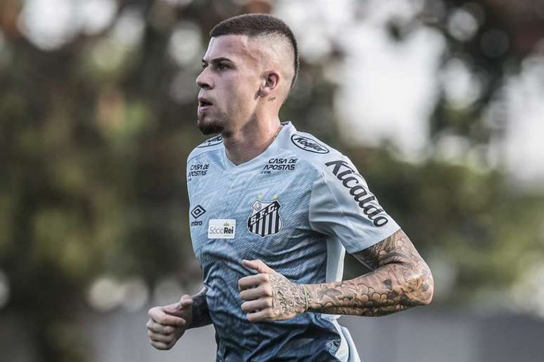 Jobson deve começar no banco diante do Olimpia (Foto: Ivan Storti/Santos FC)