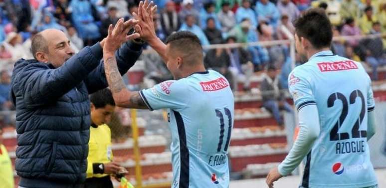 Vinícius Eutrópio comandou o Bolívar na Copa Libertadores de 2018 (Arquivo pessoal)