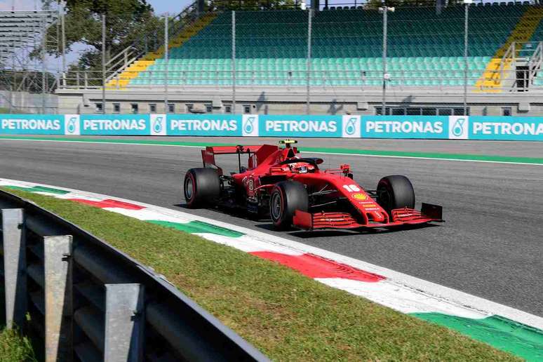NC) Charles Leclerc – 4.0 – Parecia que Leclerc vinha para mais um milagre com a carroça da Ferrari em Monza, mas aí… que paulada! O monegasco escapou e bateu muito forte na Parabólica, um acidente feio. Chance considerável de pontos perdida ali. (