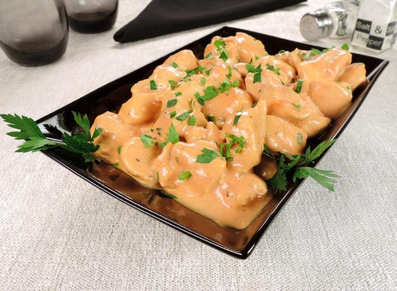 Guia da Cozinha - 7 maneiras de fazer frango na pressão para um almoço rápido