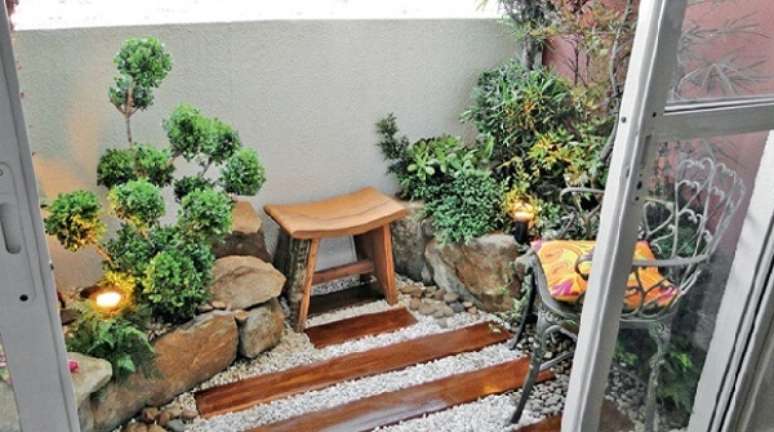 36. O banco traz um charme a parte para o jardim de inverno no quarto. Fonte: Pinterest