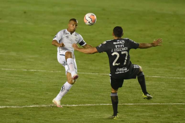 Santos e Olimpia empataram em 0 a 0 na Vila Belmiro (Foto:Divulgação/Santos FC)