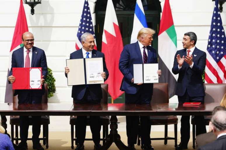 Bahrein e EAU firmaram os acordos com Israel na Casa Branca